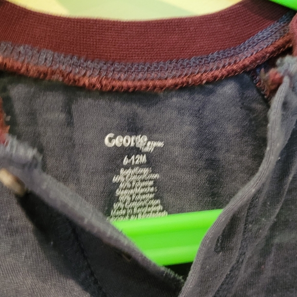 Raglan sleeve shirt - Picture 2 of 2